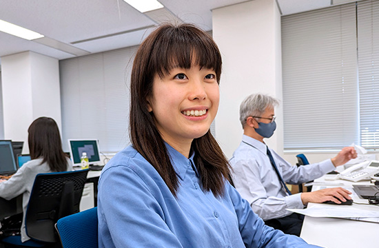開発事業部学校支援グループ　中田 真央